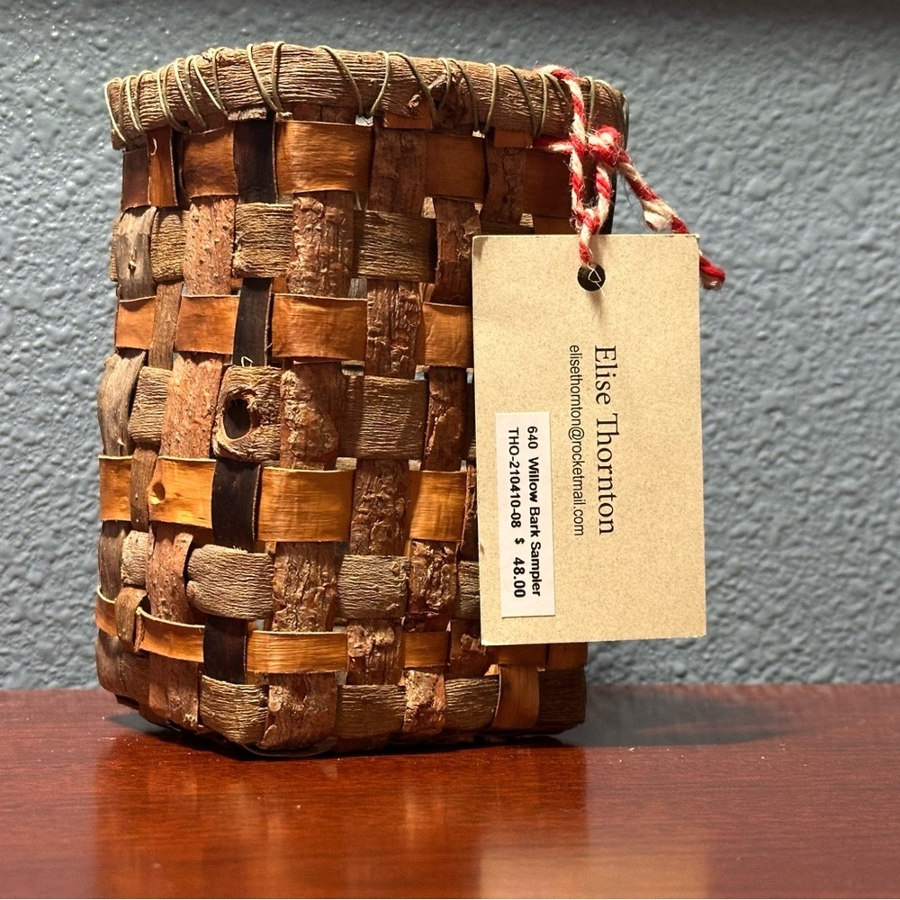 ARTIST Elise Thornton 6" Woven Willow Bark Basket - Created by Artist in WI NWT
